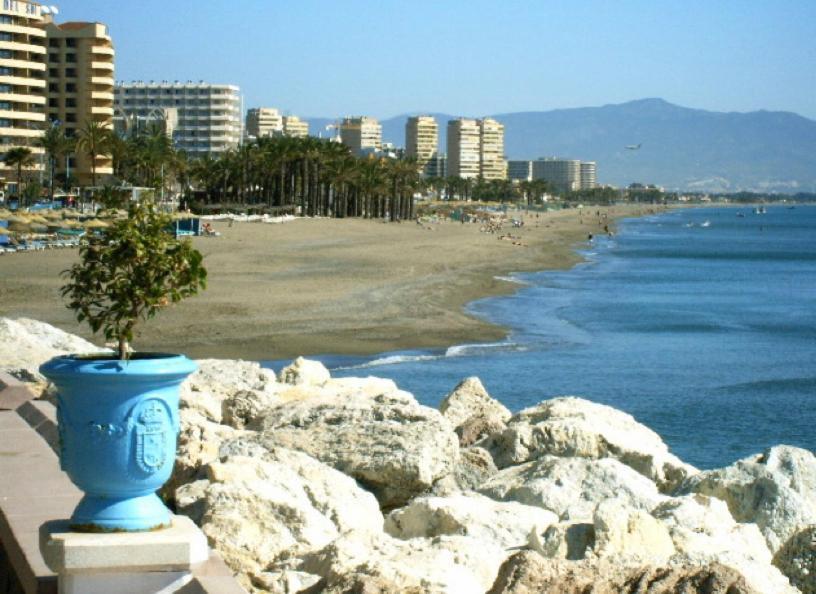 Apartamentos El Mar Azul 5 El Bajondillo 托雷莫利诺斯 外观 照片