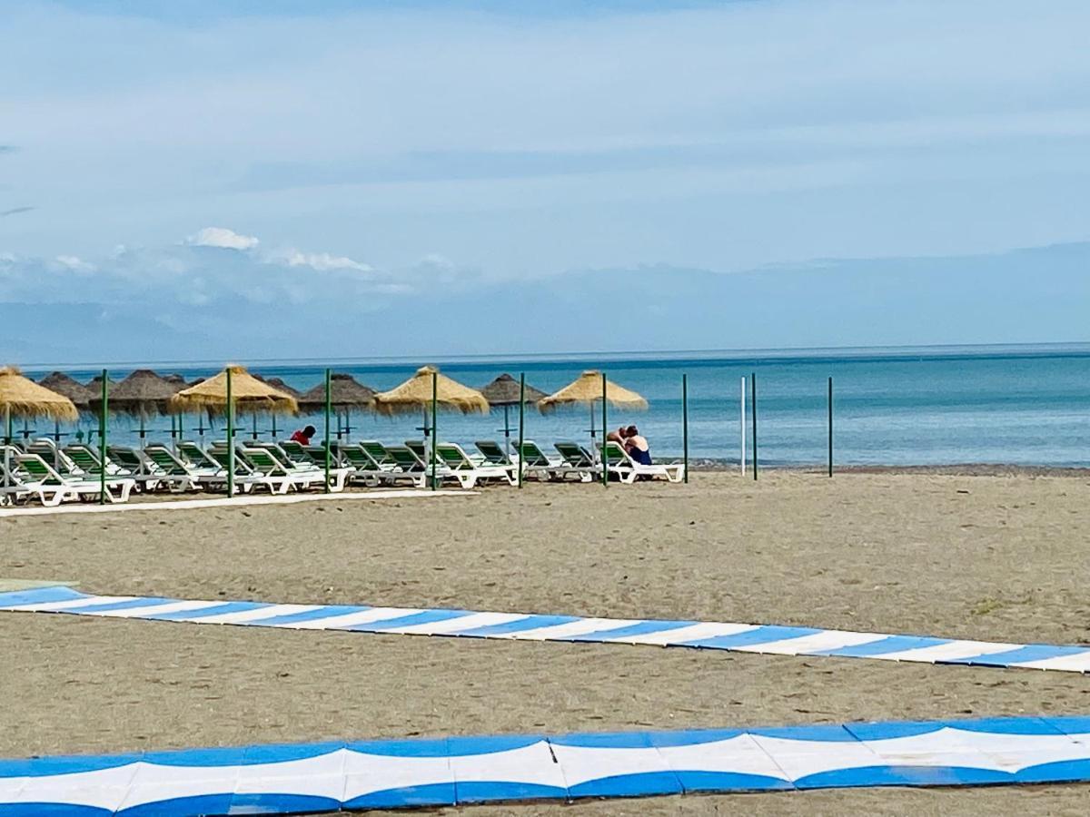 Apartamentos El Mar Azul 5 El Bajondillo 托雷莫利诺斯 外观 照片